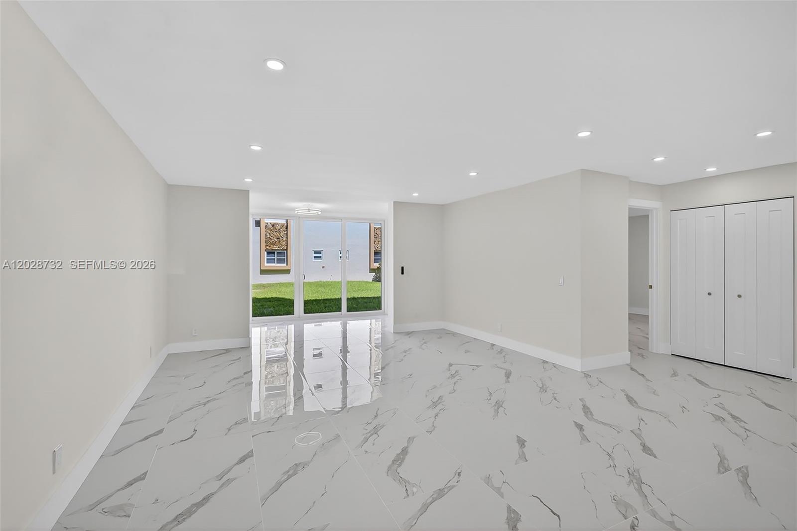 Residential in Dania Beach 5