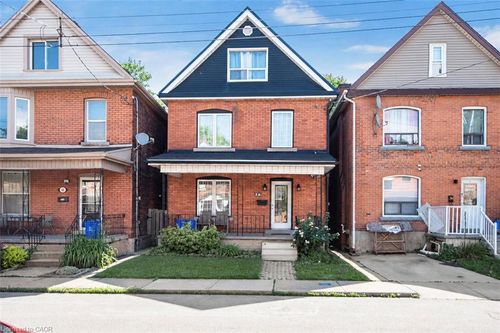38 Fairleigh Ave N, Hamilton, ON, L8L6H2 | Card Image