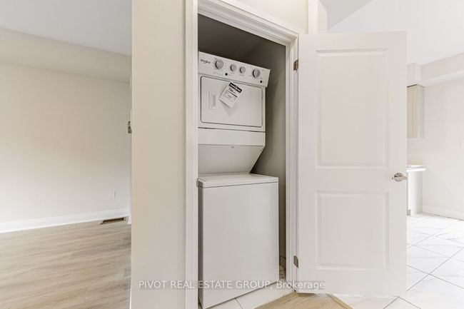 21 Kennisis Way, House attached with 3 bedrooms, 3 bathrooms and 1 parking in Vaughan ON | Image 11