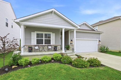 433 Sandburg Dr, Lithopolis, OH, 43136-7526 | Card Image