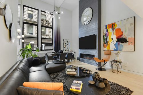 2h-3 Hanover Sq, New York, NY, 10004-2615 | Card Image