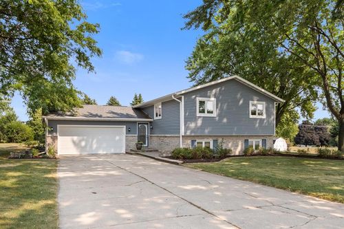 3893 Terrace Cir, Deforest, WI, 53532-2755 | Card Image