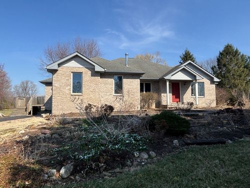 12421 Olson Rd, Caledonia, IL, 61011-9258 | Card Image