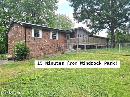 200 Sweet Ln, Clinton, TN, 37716-5221 | Card Image