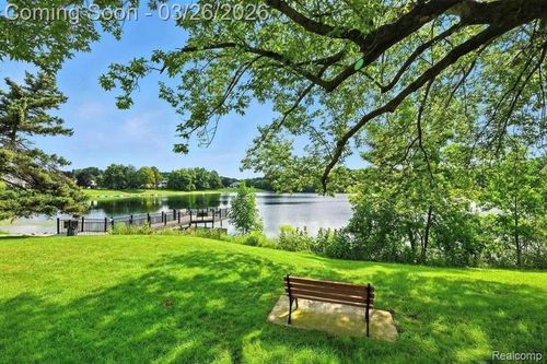 20204 Longwood Ct, Northville, MI, 48167-1929 | Card Image