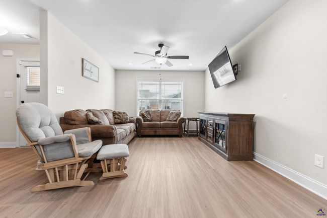 109 Red Tail Cir, House other with 3 bedrooms, 2 bathrooms and null parking in Byron GA | Image 12