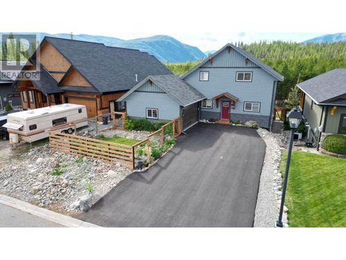 527 Forest Crowne Dr, Kimberley, BC, V1A0A4 | Card Image