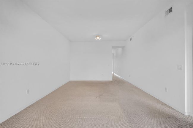 APT-501 - 3600 Oaks Clubhouse Dr, Condo with 3 bedrooms, 2 bathrooms and null parking in Pompano Beach FL | Image 30