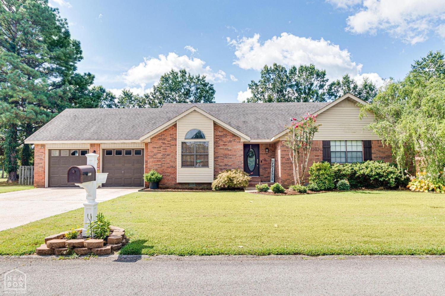 Willow Ln, Paragould, AR 72450