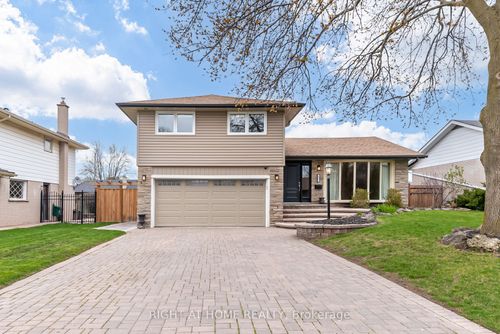 853 Fernhill Blvd, Oshawa, ON, L1J5K5 | Card Image