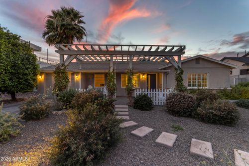 4126 N 44th Pl, Phoenix, AZ, 85018-4304 | Card Image