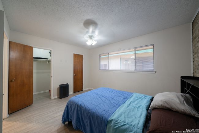 5627 Walzem Rd, Home with 3 bedrooms, 2 bathrooms and null parking in Windcrest TX | Image 9