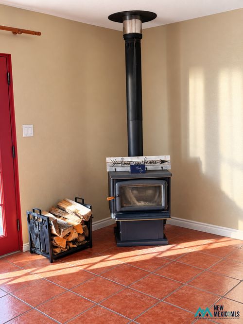 20 Calle De Golondrina S, Tres Piedras, NM, 87577-8014 | Card Image