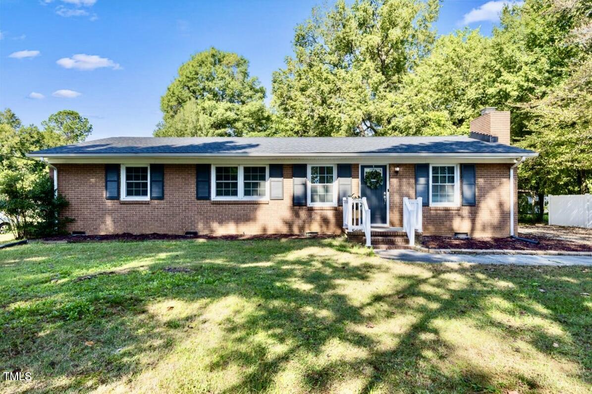Blanche Dr, Burlington, NC 27215