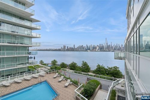 800 Ave At Port Imperial Blvd, Weehawken, NJ, 07086-6983 | Card Image