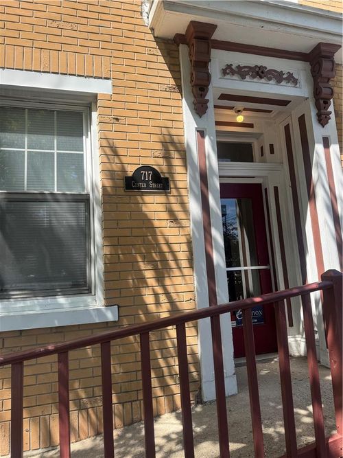 2f-717 Center St, BETHLEHEM, PA, 18018-4031 | Card Image