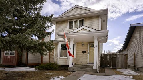 35 Riverbirch Rd Se, Calgary, AB, T2C3M4 | Card Image