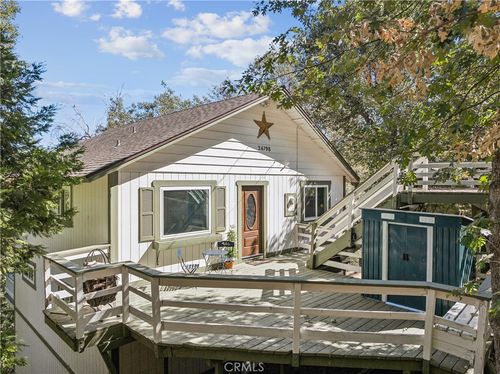 24798 Edelwiess Dr, Crestline, CA, 92325-9565 | Card Image
