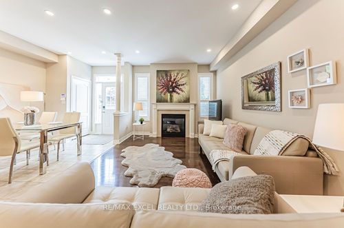 161 Hazelton Ave, Markham, ON, L6C3H6 | Card Image