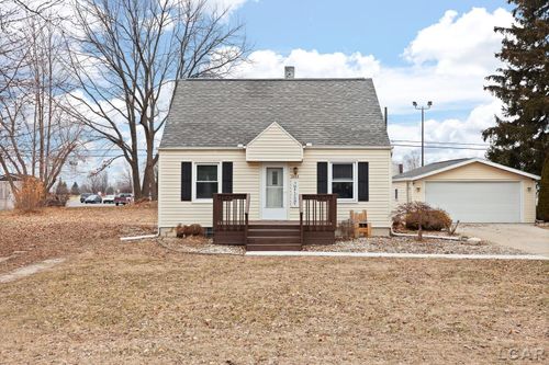 2090 Richards St, Adrian, MI, 49221-4410 | Card Image