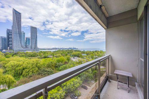 1010-2261 Lake Shore Blvd W, Etobicoke, ON, M8V3X1 | Card Image