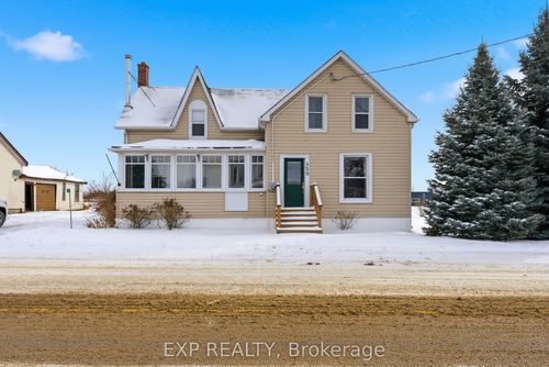 {{alt}} | Card Image