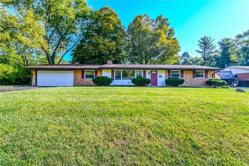 2264 S Linda Dr, Bellbrook, OH, 45305-1534 | Card Image