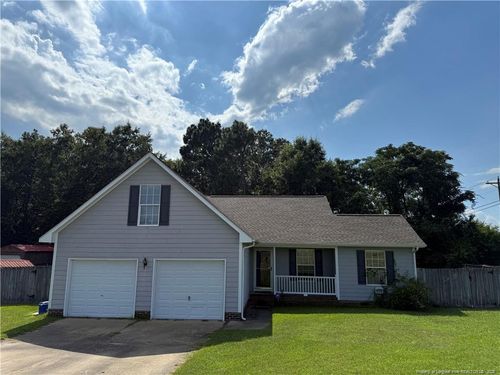 102 Markus Place Dr, Raeford, NC, 28376-6212 | Card Image