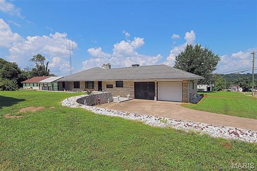 305 3rd St, Marble Hill, MO, 63764 | Card Image