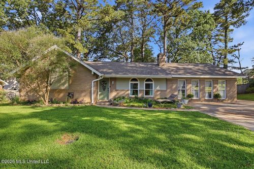 63 Willowbrook Ln, Brandon, MS, 39042-2149 | Card Image