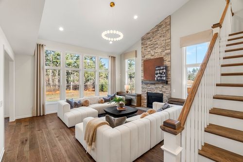 23-152 Pine St, Norton, MA, 02766-3304 | Card Image