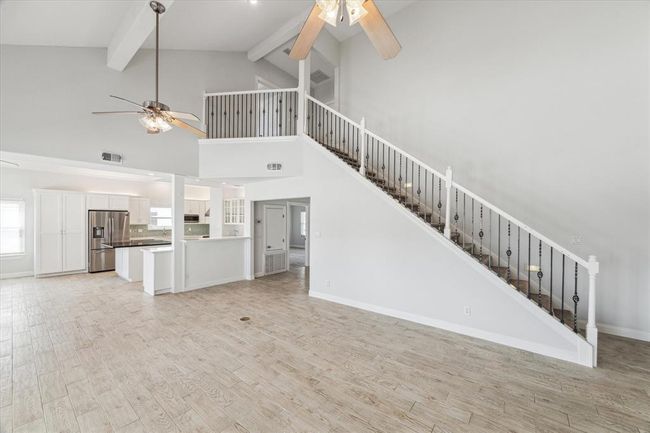138 Isles End Rd, House other with 4 bedrooms, 3 bathrooms and 2 parking in Tiki Island TX | Image 7