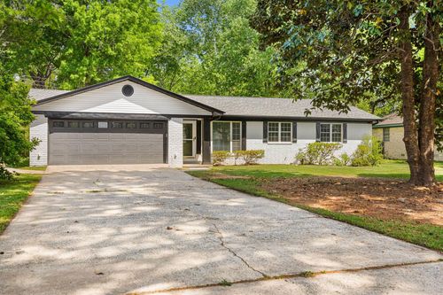 18 Sycamore St, Cabot, AR, 72023-3715 | Card Image