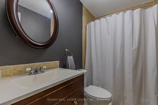 6 - 4 Cedar Dr, Condo with 4 bedrooms, 1 bathrooms and 2 parking in Orangeville ON | Image 24