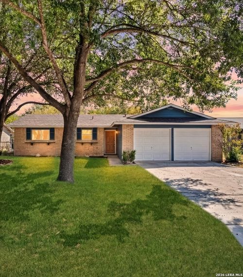 5122 Binz Engleman Rd, Kirby, TX, 78219-1959 | Card Image