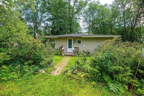 5 Karen Rd, Dunbarton, NH, 03046-4514 | Card Image