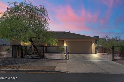 3456 N Fontana Ave, Tucson, AZ, 85705-3607 | Card Image
