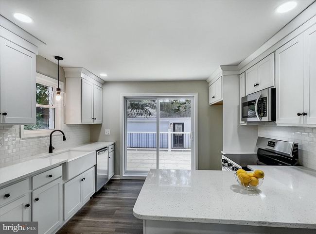 5915 Shope Pl, House other with 3 bedrooms, 2 bathrooms and null parking in HARRISBURG PA | Image 6
