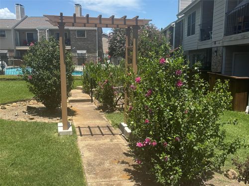 1707-4748 Old Bent Tree Ln, Dallas, TX, 75287-7119 | Card Image