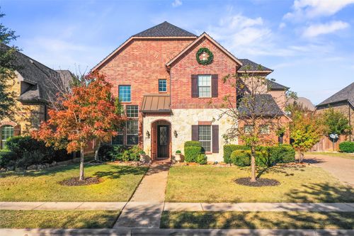 2717 Morgan Ln, Trophy Club, TX, 76262-7212 | Card Image