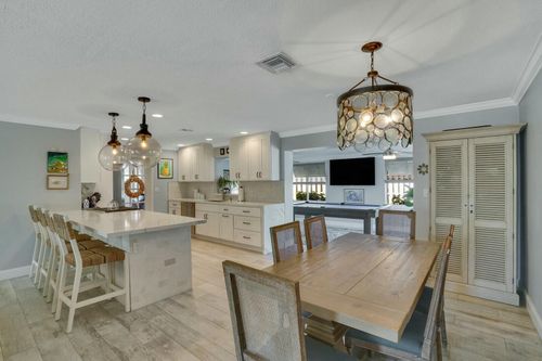 301 Enfield Rd, Delray Beach, FL, 33444-3941 | Card Image