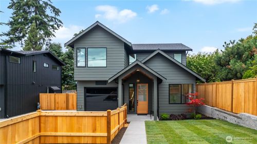 11312 Ne 60th St, Kirkland, WA, 98033-7526 | Card Image