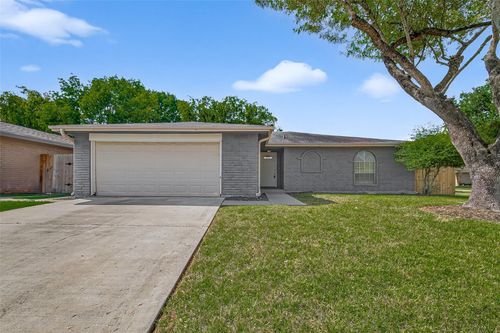 10402 Gulfstream Ln, Sugar Land, TX, 77498-1536 | Card Image