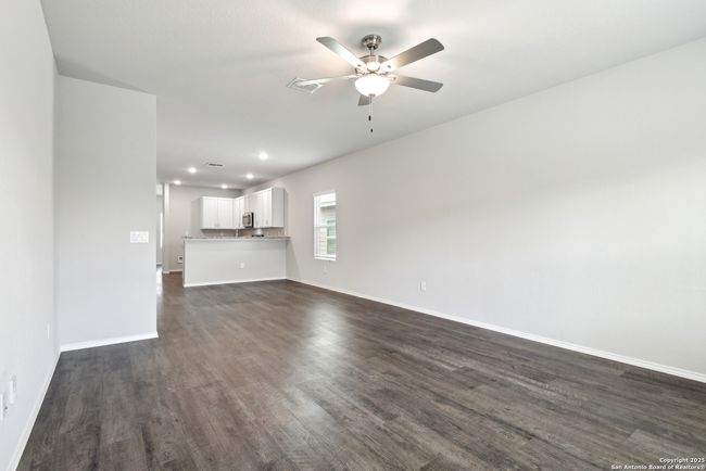 7150 Pisces Way, House other with 3 bedrooms, 2 bathrooms and null parking in Converse TX | Image 12