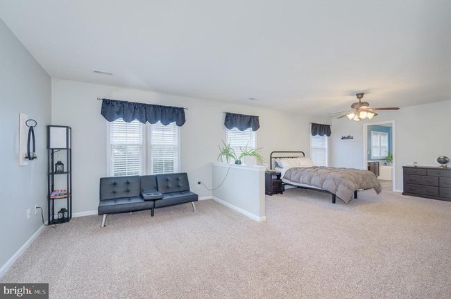 562 Holden Dr, House other with 4 bedrooms, 3 bathrooms and null parking in MARTINSBURG WV | Image 38