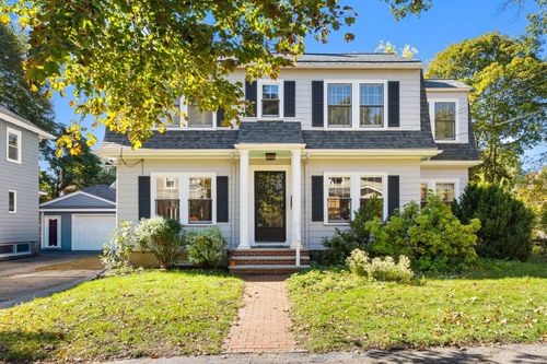 29 Fairview Ave, Arlington, MA, 02474 | Card Image