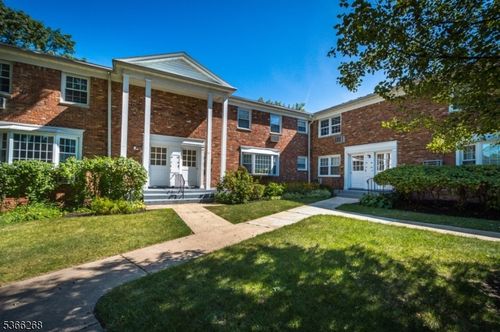 26 Locust Dr, Summit, NJ, 07901-4420 | Card Image