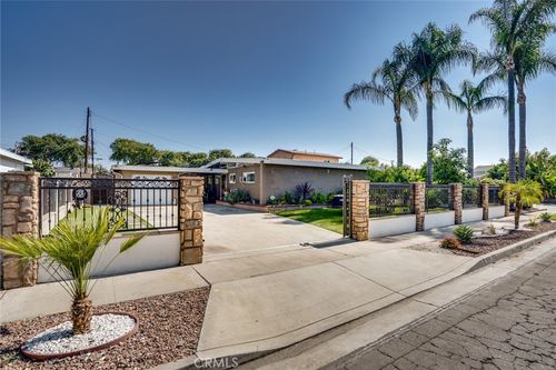 506 W Rosslynn Ave, Fullerton, CA, 92832 | Card Image