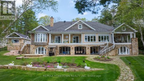 11 Riverview Drive, Leeds and the Thousand Islands, ON, K0E1V0 | Card Image
