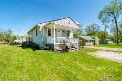 488 W Texas Avenue, House other with 2 bedrooms, 1 bathrooms and null parking in Sebring OH | Image 1